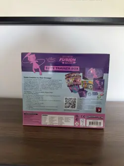 Pokemon TCG: Sword & Shield Fusion Strike Elite Trainer Box Sealed - Image 2