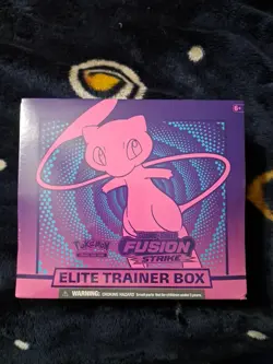 Pokemon TCG: Sword & Shield Fusion Strike Elite Trainer Box Factory Sealed 820650809330 - Image 1