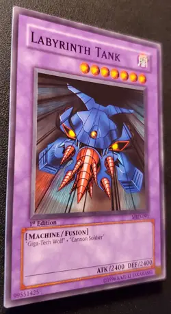 Yu-Gi-Oh! Labyrinth Tank MRD Metal Raiders 1st Edition Vintage 2002 - Image 2