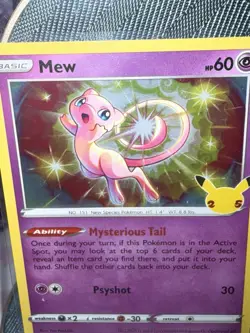 Pokemon Mew TCG Card Celebrations 011/025 Holo Rare 2021 25th Ann. COLLECT RARE - Image 3