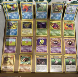 Pokemon 1st Edition Vintage Fossil Cards - French - Image 1