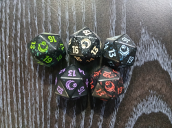 MTG , Lorwyn Eclipsed, Spindown D20 dice each one (5 dice in total) - Image 1