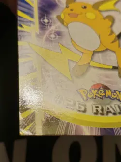 Raichu #26 Pokemon Topps Series 1 Card (Green Label) MP - Image 4