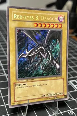1996 TCG Limited Edition RED-EYES B. DRAGON HOLO RARE #BPT-005 - Image 2