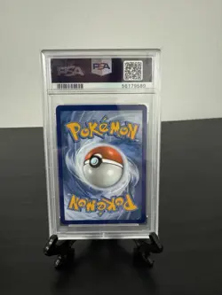 Pokemon Pikachu VMAX #044/185 Vivid Voltage Ultra Rare FA Holo PSA 9 - Image 2