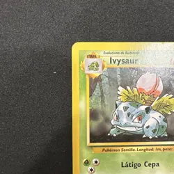 Pokemon TCG Spanish LP Ivysaur 30/102 Base Set Unlimited Uncommon Card WOTC - Image 2