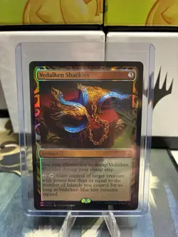 Vedalken Shackles Masterpiece Series: Kaladesh Inventions Foil - Image 3