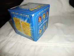 Pokemon Gotta Catch 'em All 23K Gold Card #150 Mewtwo NIB Box shows wear - Image 3