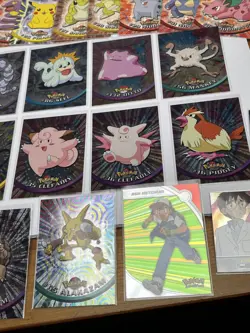 Topps Pokemon 1999 & 2000 Animated TV Series Lot: w/ 183 Cards (22 Foils), Tins - Image 5
