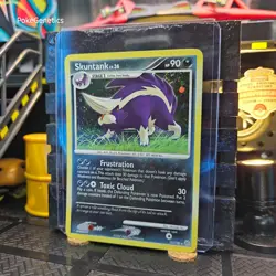 Skuntank Swirl Diamond & Pearl Holo Pokemon TCG 15/130 Rare - Image 3