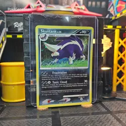 Skuntank Swirl Diamond & Pearl Holo Pokemon TCG 15/130 Rare - Image 4