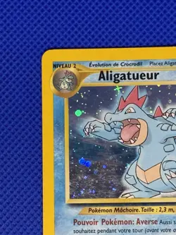 Pokemon “Aligatueur” Feraligatr French 5/111 Neo Genesis Holo Swirl Rare - Image 4