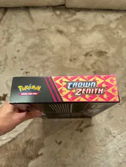 POKEMON CROWN ZENITH Shiny Zamazenta - Premium Figure Collection Box -NEW SEALED - Image 5