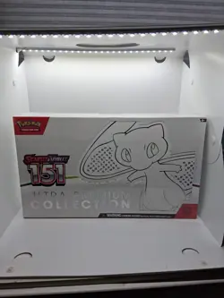 Pokemon TCG Scarlet & Violet - 151 Ultra-premium Collection Box 820650855412 - Image 1