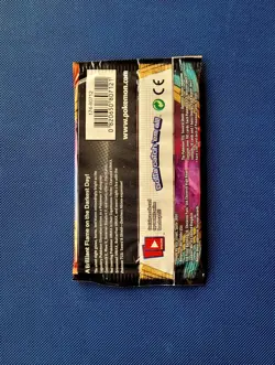 Pokemon Darkness Ablaze Booster Pack - Image 2