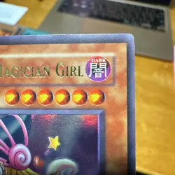 Yu-Gi-Oh TCG Toon Dark Magician Girl JUMP-EN010 Limited Edition LP Condition - Image 3