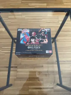 One Piece OP-09 Booster Box Emperors In The New World Sealed English - Image 1