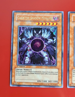 3X Yu-Gi-Oh! Caius The Shadow Monarch (SDDE-EN001), ULTRA RARE, 1st EDITION, LP - Image 2