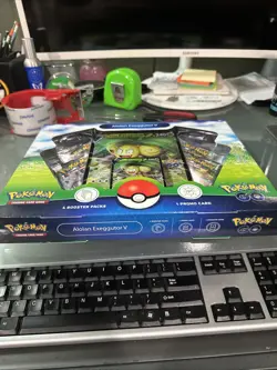 Pokemon GO TCG Trading Card Game: Alolan Exeggutor V Box - 4 Booster Packs 820650870545 - Image 2