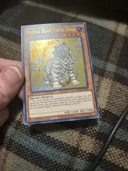 Yu-Gi-Oh! Crystal Beast Topaz Tiger BLCR-EN050 1st Edition Ultra Rare - Image 4
