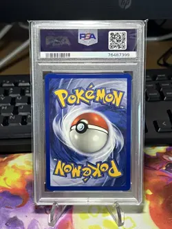 2000 POKEMON ROCKET #5 DARK DRAGONITE-HOLO PSA 8 - Image 2