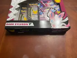 Pokemon TCG: Celebrations Collection Box Dark Sylveon V - Image 4