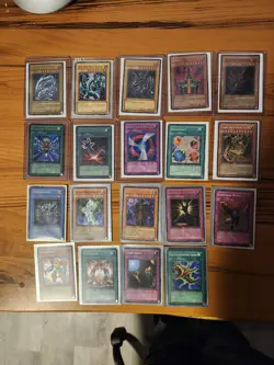 Vintage Yugioh Collection All Holo, SDK Blue Eyes White Dragon - Image 1