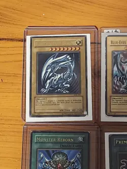 Vintage Yugioh Collection All Holo, SDK Blue Eyes White Dragon - Image 5
