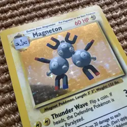 Pokemon TCG Magneton 9/102 Base Set Holo Rare Good Condition - Image 3