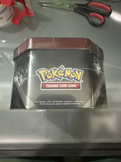 Pokemon V Heroes - 4 pack UMBREON V Tin - NEW FACTORY SEALED - Image 4