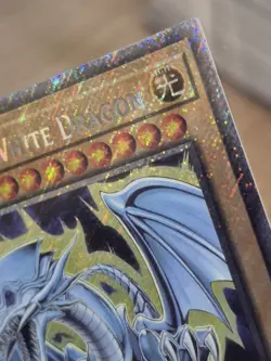 * BLUE-EYES WHITE DRAGON * 1ST EDITION PLATINUM SECRET RARE RA04-EN108 YUGIOH! - Image 2