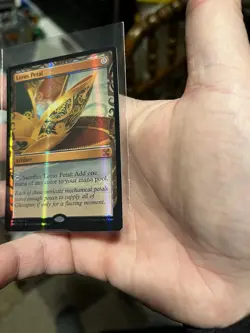 MTG Lotus Petal - Kaladesh Inventions Masterpiece Foil #15 - Lightly Played (LP) - Image 4