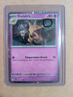 Pokemon TCG 1x SWIRL Kadabra 064/165 Cosmos Holo Promo S&V 151 - Image 4