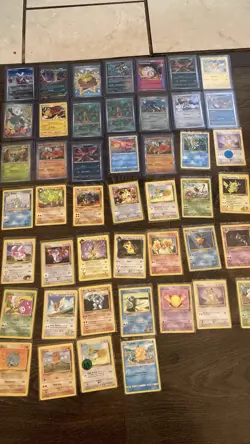 Pokemon Lot Of 165 Holo - Image 1
