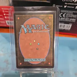 MTG English Yuna, Hope of Spira (Borderless) NM Foil. FIN 0404 - Image 2