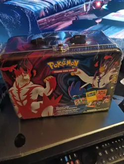 Pokemon 2021 Collector Chest Single Strike Tepig/Rapid Strike Shinx Booster Set 820650808449 - Image 1