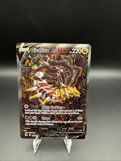 Pokemon TCG Giratina v 186/196 2022 Swsh11: Lost Origin Full Art - Image 1