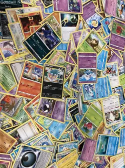 2.5LB Lot of Various Mixed Assorted Pokemon Cards TCG CCG Trading Cards - Image 5