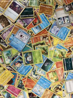 2.5LB Lot of Various Mixed Assorted Pokemon Cards TCG CCG Trading Cards - Image 3