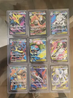 Pokemon Ultra Rare Card Collection (Charizard, Moltres, Lucario...) 32 Cards - Image 3