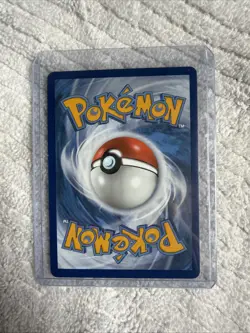 2021 Pokemon TCG Umbreon Celebrations: Classic Collection 17/17 Holo Ultra Rare - Image 2