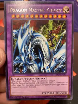 Dragon Master Knight DPRP-EN012 - Rivals of the Pharaoh - 1st Edition - Image 1