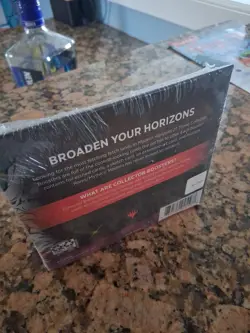 Modern Horizons 2 Collector Booster Box - Image 2