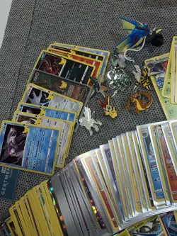 Huge Box Pokemon Card Collection Lot Wotc Vintage Binder Full Arts 500+ Cards - Image 3