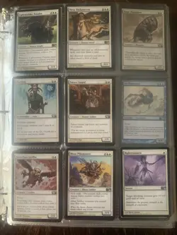 Binder of Magic The Gathering MTG Cards Collectible Card Game 2009 Bulk Lot #5 - Image 4