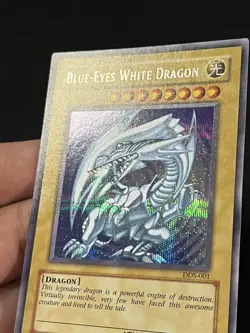 2002 Blue-Eyes White Dragon DDS-001 Secret Rare Holo YuGiOh Card English - Image 2