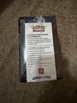 Pokemon TCG Collector Chest Spring 2021 Card Booster Box 820650808449 - Image 4