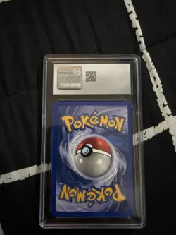 Kabutos Neo Discovery 1st Edition Holo Rare Pokemon CGC 8 NM-Mint 2001 - Image 2