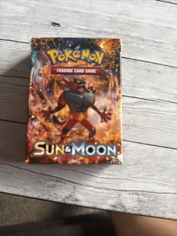 Pokemon TCG Sun and Moon Roaring Heat Theme Deck - Image 1