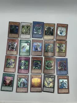 Vintage Yugioh 20 Card Lot - All Holos - Image 1